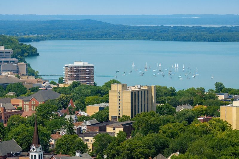 Airbnb Cleaning in Edgerton, WI